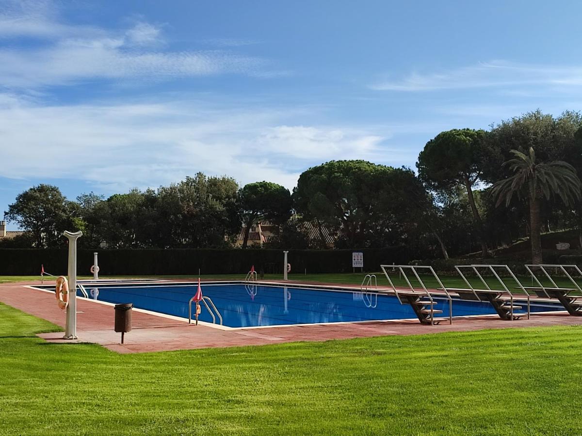 Calella De Palafrugell - Piso Reformado Con Piscina, Wifi Y Parking Gratuito Apartman Kültér fotó