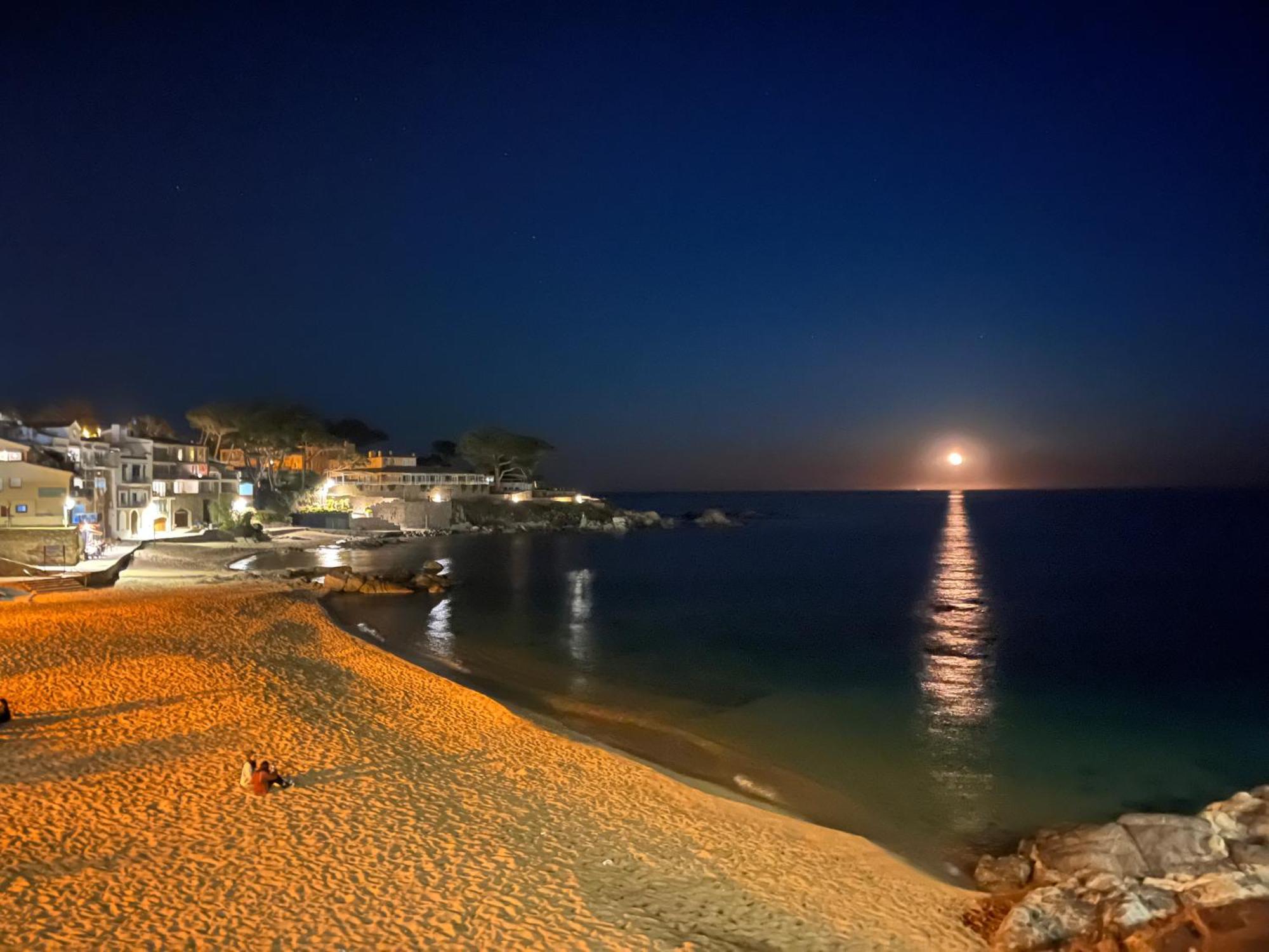 Calella De Palafrugell - Piso Reformado Con Piscina, Wifi Y Parking Gratuito Apartman Kültér fotó